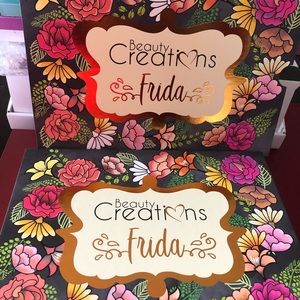 Frida eyeshadow palette